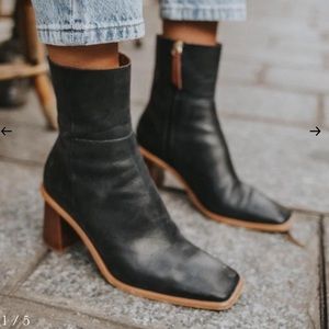 ALOHAS West Black Vintage Bootie size 39